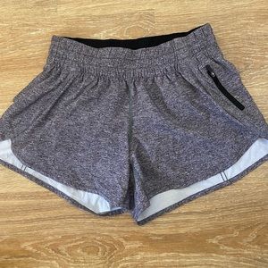 Lululemon 4” lined shorts sz 8